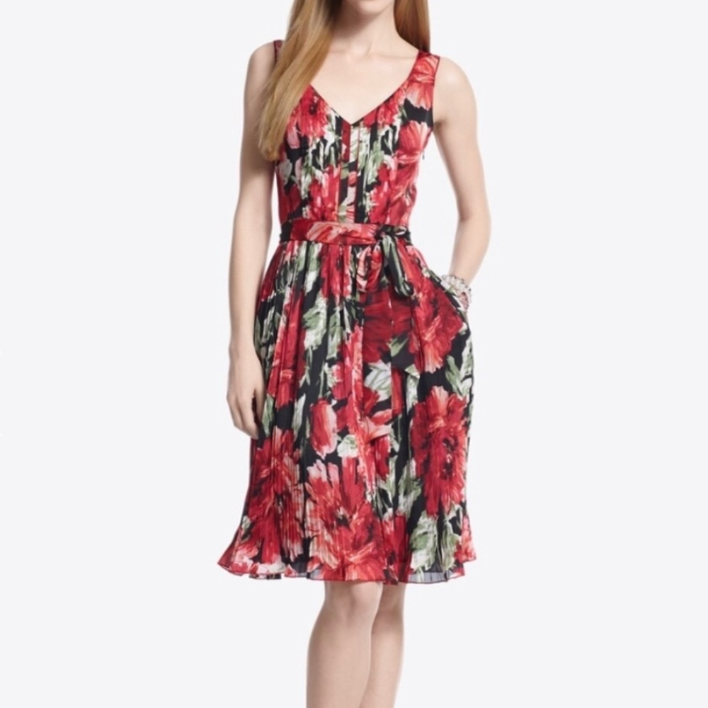 White House Black Market silk dress, Floral cocktail dress, wedding guest dress